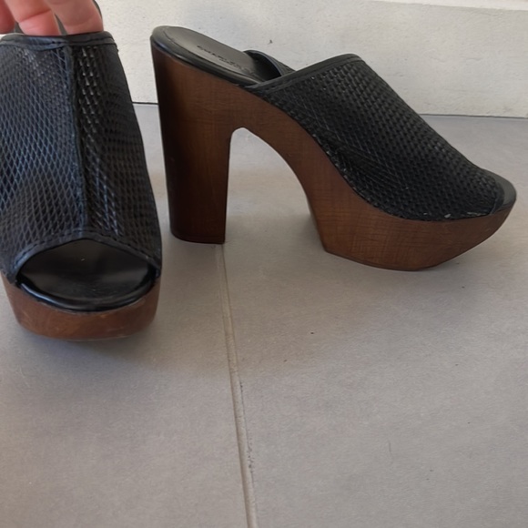 Black platform wedges Charles David - Picture 2 of 6